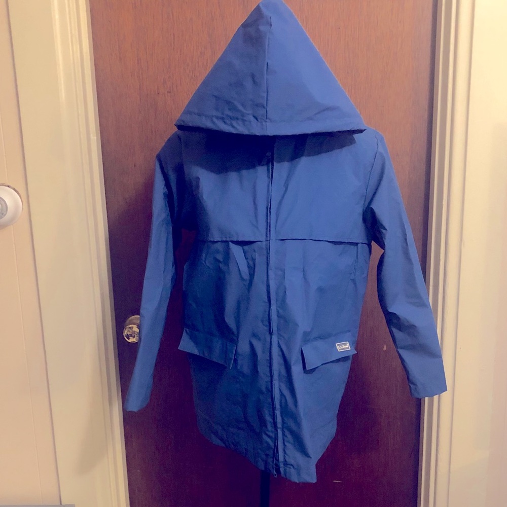 Vintage LL Bean women’s petite rain coat
